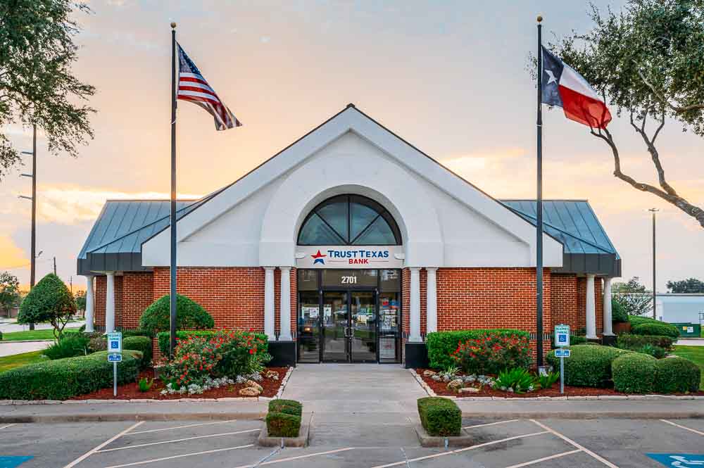 Sam Houston Branch Exterior